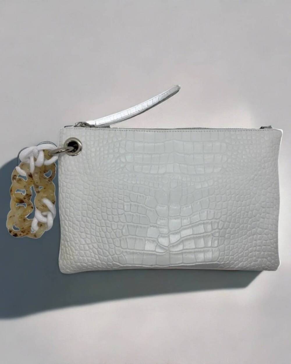 NEW BERGE women's armonia wristlet in white